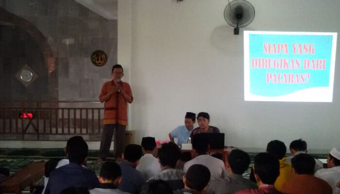Ustadz Arif Marsudi Serukan Remaja dan Pemuda Muslim Tinggalkan Pacaran 1