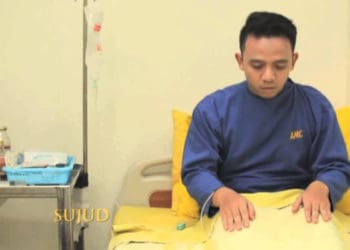 tata cara shalat orang sakit, penawar duka, Fakta Shalat yang Luar Biasa, Keutamaan Menjenguk Orang Sakit, sakit,, Tata Cara Shalat Orang yang Sakit, Tata Cara Shalat Duduk, Waktu Terbaik Menjenguk Orang Sakit, Cara Shalat Orang Sakit