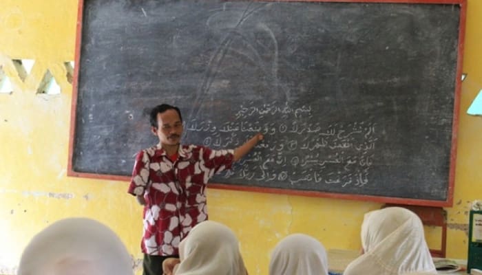 Hasanudin Tetap Bertahan Meski Tak Dibayar, Alasannya Bikin Haru 1 Foto: Dompet Dhuafa