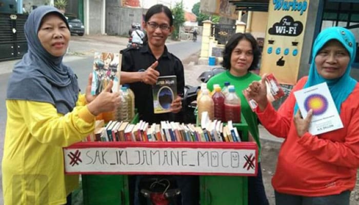 Gratiskan Jamu Untuk Penghafal Al-Qur'an, Fauzi Menuai Berkah yang Tak Diduga 1 Gratiskan Jamu Untuk Penghafal Al-Qur'an, Fauzi Menuai Berkah yang Tak Diduga 1 jamu