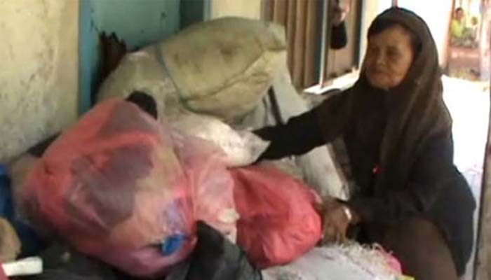 20 Tahun Menabung dari Mengais Sampah, Nenek Ini Naik Haji 1 Foto: kabaredemak