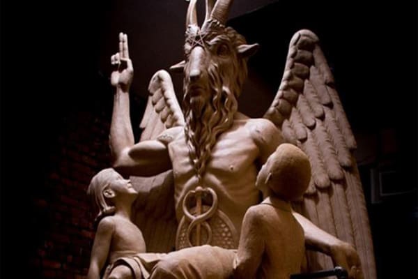 Patung Setan di Detroit. Sumber Foto: Google Image