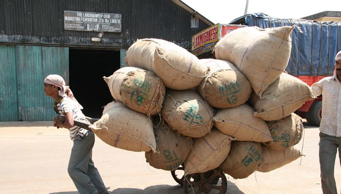 Berbuka Puasa Bagi Orang yang Bekerja Berat di Bulan Ramadhan, Bolehkah? 1