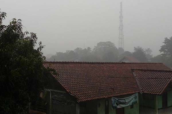 Pengajian dan Hujan 1 Foto: Fatmah/islampos