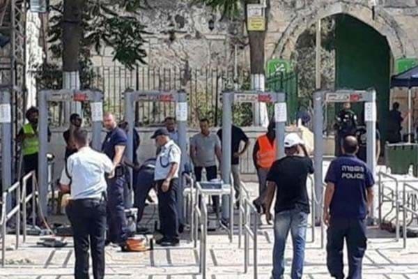 Pemerintah Sambut Baik Pembongkaran Metal Detector di Masjidil Aqsha, Tapi... 1