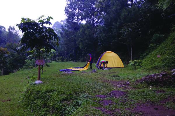 13 Rekomendasi Tempat Camping di Sekitar Jakarta (2-habis) 2 Tempat kemping