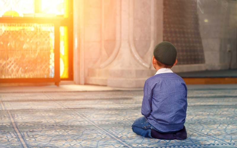 Cara Membersihkan Air Kencing Anak Kecil di Masjid 3 Agar air kencingnya tidak berserakan, tetapi untuk menghilangkannya najisnya. Demikian cara membersihkan air kencing anak kecil.