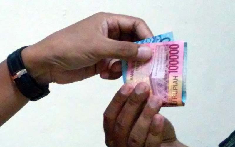 Golongan yang Berhak Menerima Zakat