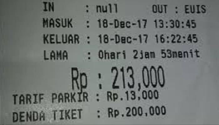 Bandara Kembalikan Uang Kasus Denda Parkir Rp 200 Ribu yang Viral di Medsos 1 Foto: Tabloid Bintang