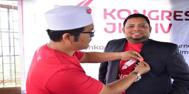 Pizaro saat dilantik menjadi Ketua JITU. Foto: Tommy/Islampos