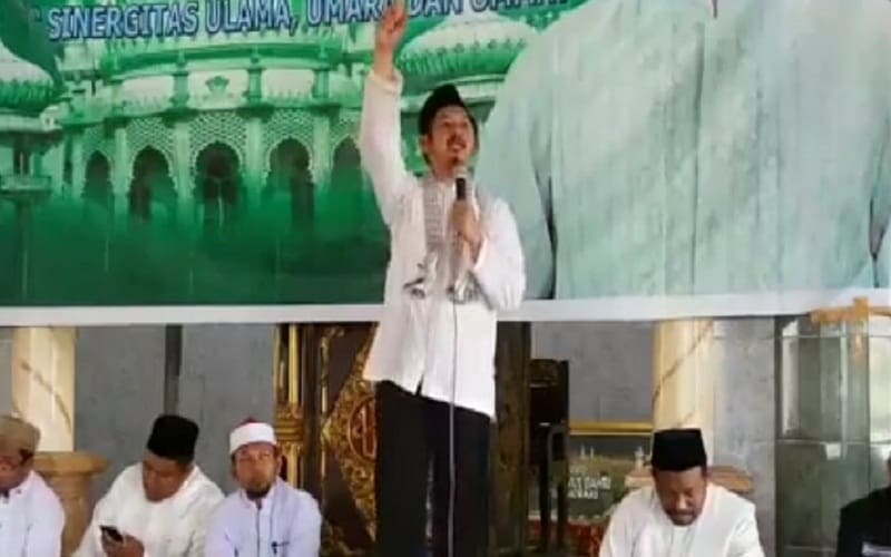 Ustaz Zaitun Rasmin. Foto: Rhio/Islampos.
