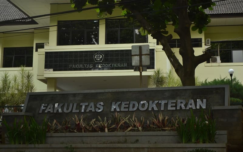 Fakultas kedokteran Unpad

Foto: Google Images