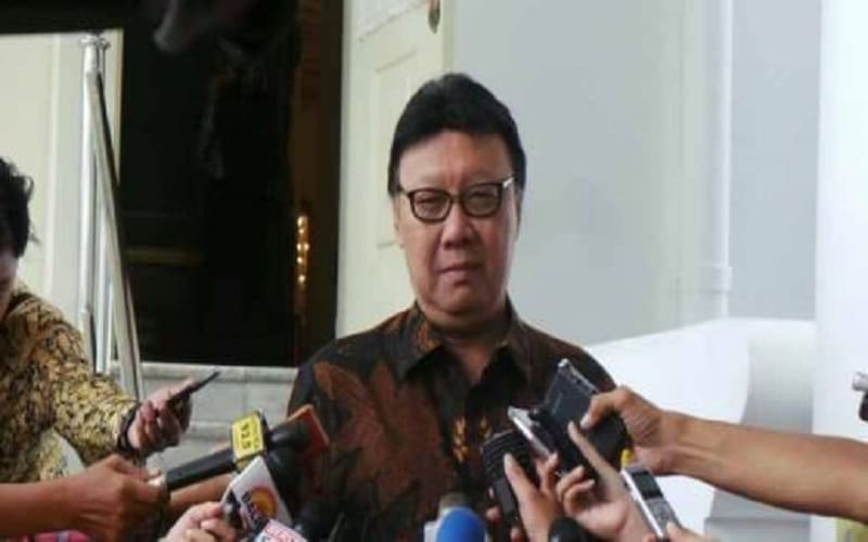 menteri dalam negeri

Foto: GoRiau