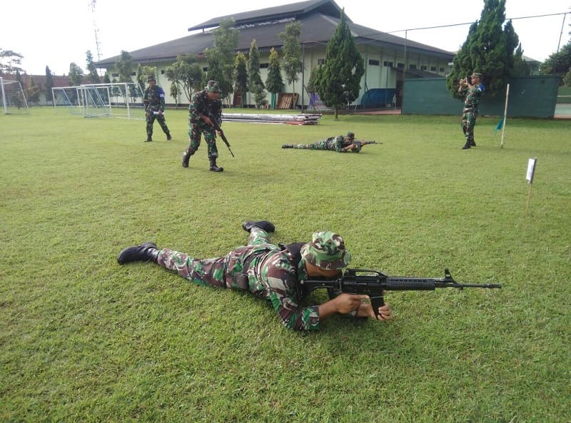 Prajurit mengikuti pelatihan di Pusdikpom Cimahi. Foto: Saifal/ Islampos