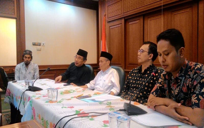 Gabungan Masyarakat Sipil Tolak Kriminalisasi 3 Petani Surokonto Wetan, Kendal. Foto: Rhio/Islampos.