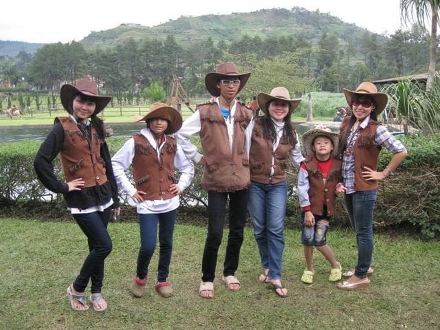 Rasakan Liburan Berbeda dengan Wisata Koboy di De’Ranch Lembang 1