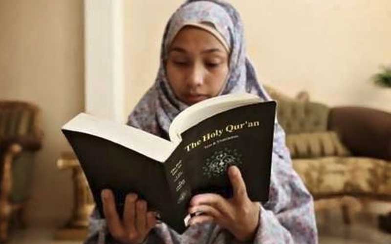 Bukumu adalah Dirimu 4 buku