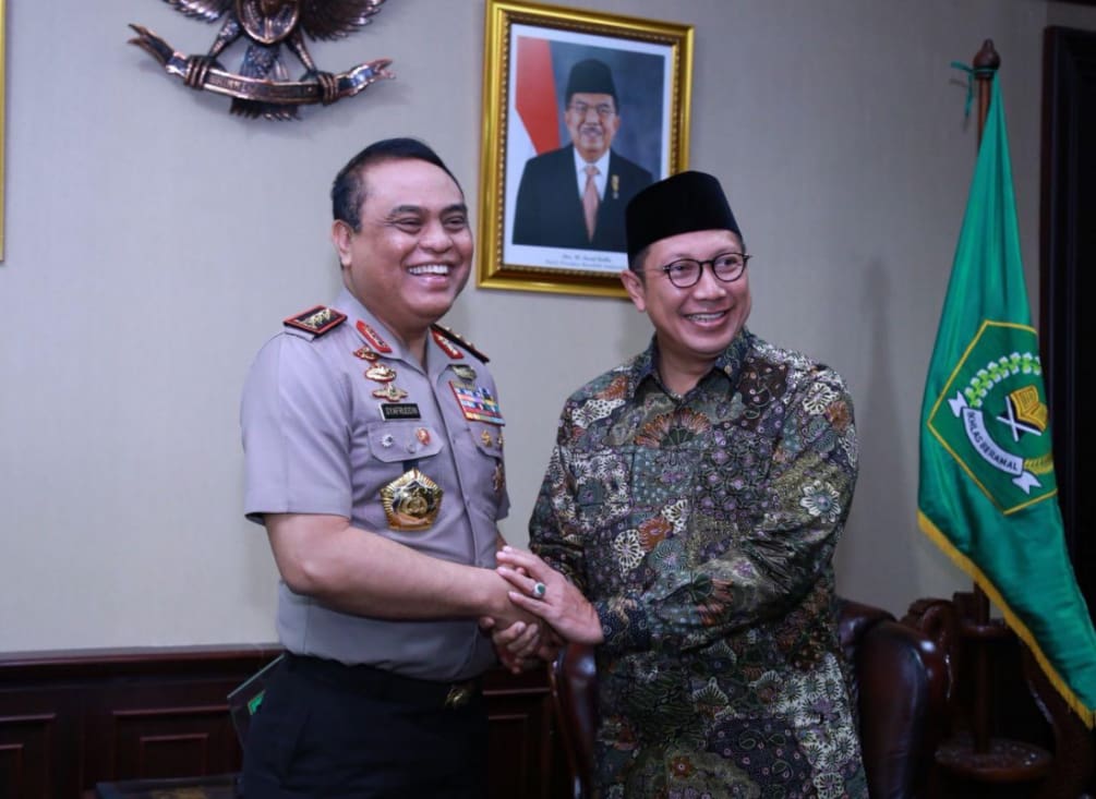Menag Lukman bertemu Wakapolri Komjen Syafruddin bahas penanganan masalah umrah. Foto: Kemenag