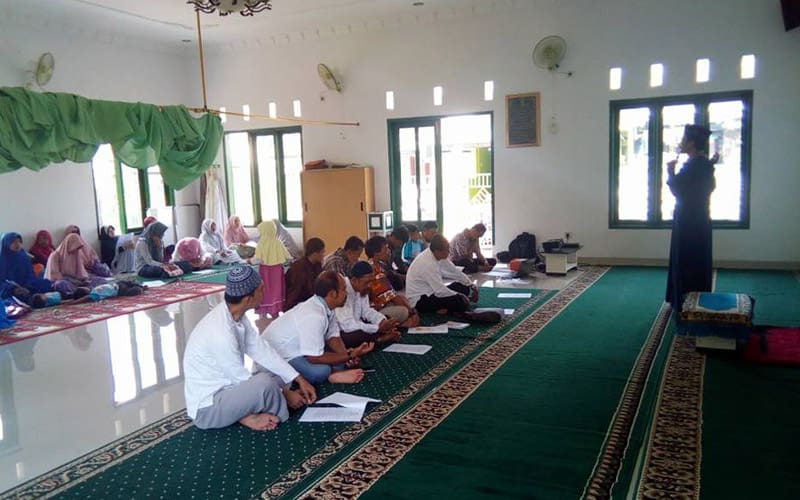 Tahapan Dakwah, Cara Dakwah Mujadalah Billati Hiya Ahsan, Pesan Al-Quran untuk Para pendidik, Adab dalam Menuntut Ilmu