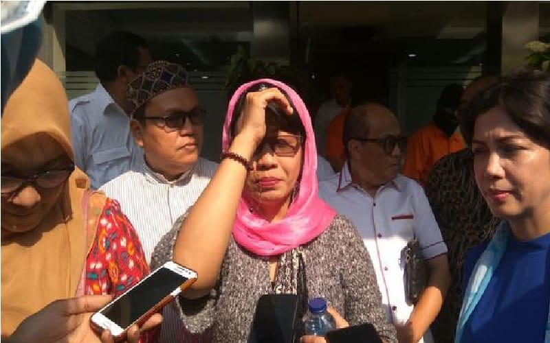 Susi Ferawati di Polda Metro jaya saat melaporkan intimidasi pada acara di CFD. Foto: Liputan 6