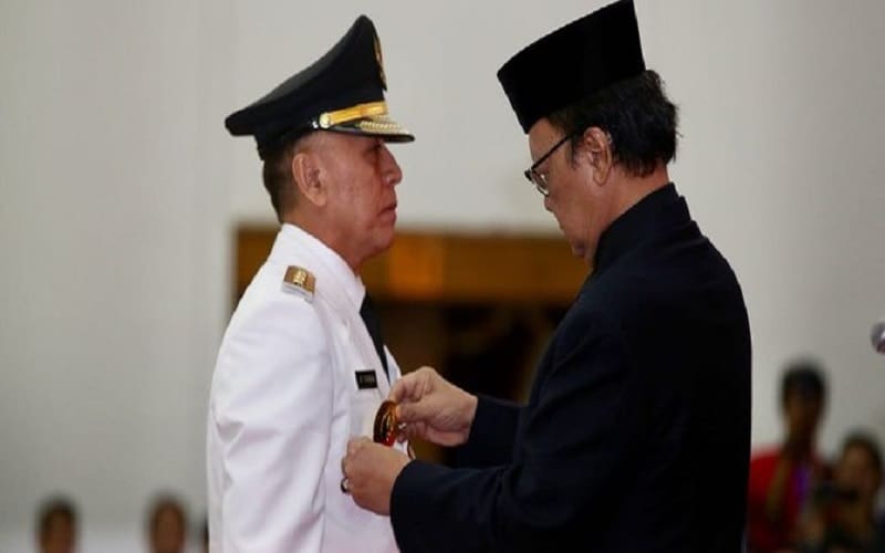 Komjen Iriawan

Foto: Merdeka