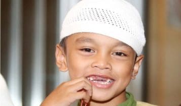 Inspiratif, Inilah Hafiz Quran Terkenal dari Berbagai Negara di Dunia 2 Inspiratif, Inilah Hafiz Quran Terkenal dari Berbagai Negara di Dunia 1