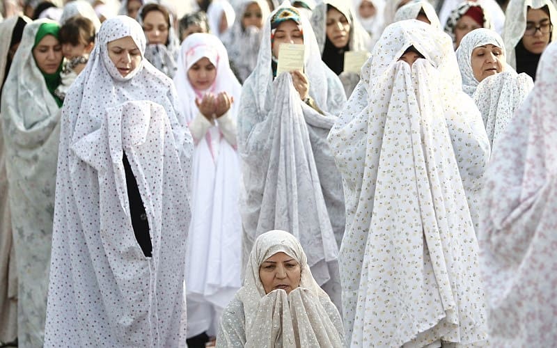 Miss V Keluarkan Angin Saat Shalat, Apa dan Bagaimana 3 Larangan bagi Perempuan Haid atau Nifas, Miss V Keluarkan Angin Saat Shalat