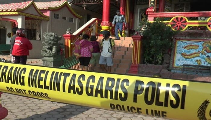 Garis Polisi di Wihara Tanjung Balai. Foto: Okezone