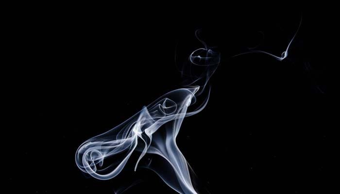 Perdebatan Para Ulama soal Halal atau Haramnya Rokok 1 perdebatan ulama soal rokok, rokok haram, Hukum Merokok dalam Islam