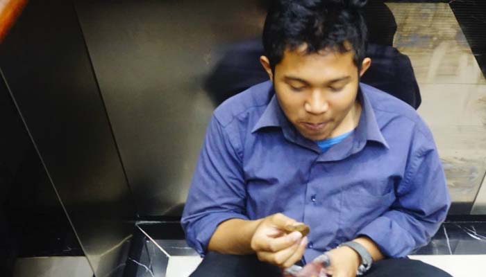 6 Adab Makan yang Sudah Dicontohkan oleh Rasulullah ﷺ 3 Adab Makan:, Adab Makan