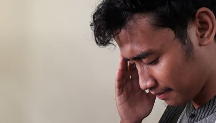3 Keutamaan Menjenguk Orang Sakit, Salah Satunya Mendapat Tempat Tinggal Surga 2 saat terkena angin duduk, Keutamaan Menjenguk Orang Sakit