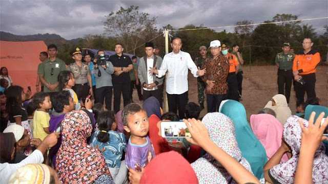 Belum juga Cair, Warga Lombok Pertanyakan Bantuan Perbaikan Rumah 1 Belum juga Cair, Warga Lombok Pertanyakan Bantuan Perbaikan Rumah 1