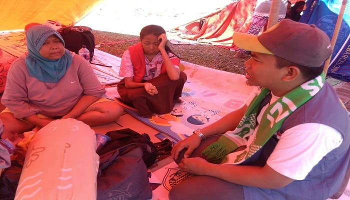 Warga Donggala yang mengungsi di kamp pengungsian sementara. Foto: Istimewa