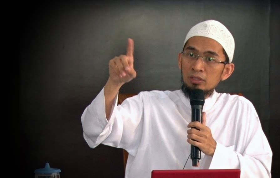 Ustaz Adi Hidayat
