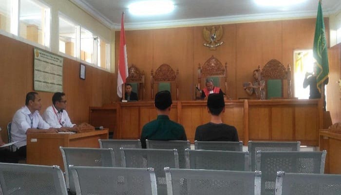 Terdakwa pembakar bendera tauhid di Garut. Foto: Detik