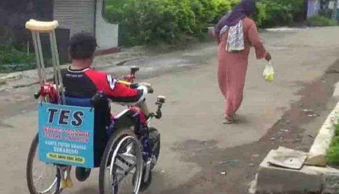 Motor penarik kursi roda untuk mempermudah penyandang disabilitas. Foto: Aktual