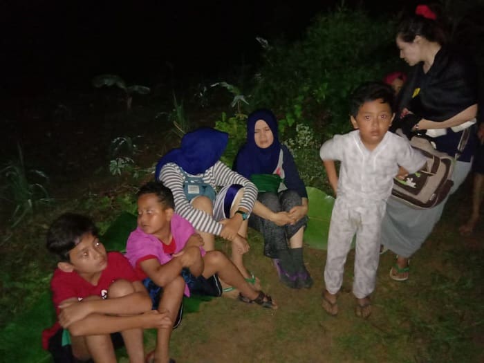 Yuyun saat di bukit untuk menyelamatkan diri. Foto: Istimewa