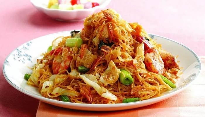 Bihun Goreng Komplit, Ini Resepnya 1 Foto: Notepam