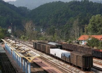 Ilustrasi jalur kereta Vietnam. Foto: CNN