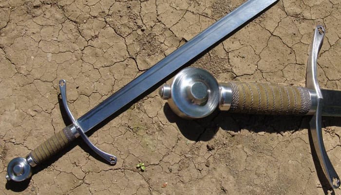 Dibalik Pemecatan Khalid Bin Walid (Bagian-1) 1 Orang Badui Hunuskan Pedang kepada Nabi