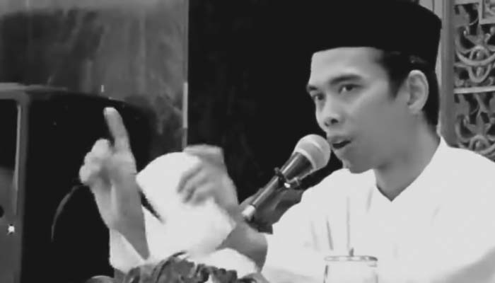 Menyogok Masuk Kerja, Apa Hukumnya? Ini Jawaban Logis Ustadz Abdul Somad 1 Foto: YouTube