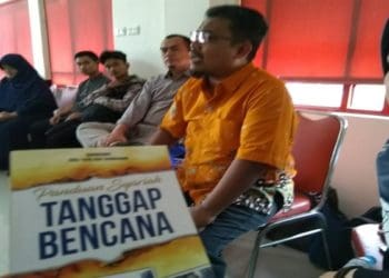 Buku Panduan Syariah Tanggap Bencana. Foto: Rhio/Islampos