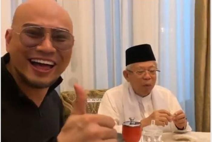 Resmi Jadi Anggota NU, Ini Kata Deddy Corbuzier 1 Deddy Corbuzier sowan ke kediaman KH Ma'ruf Amin. Foto: Instagram