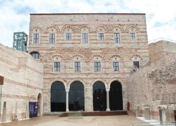 istana Tekfur Sarayi yang akan dijadikan museum di Istanbul, Turki. Foto: Yeni Asya