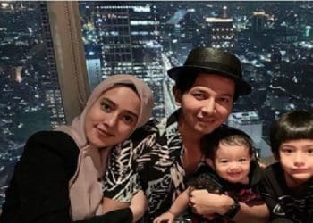 Keluarga Fairuz A Rafiq. Foto: Instagram Fairuz A. Rafiq