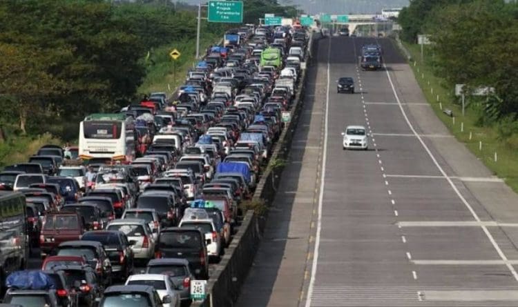 Ada Makna di Balik Mudik 1 Ada Makna di Balik Mudik 1 mudik