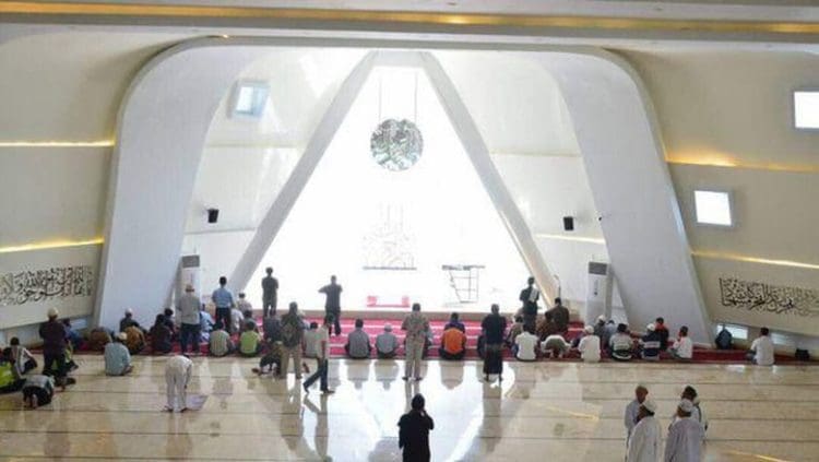 Masjid Al-Safar Dianggap punya Simbol Illuminati, Ini Kata Jasa Marga 1 Masjid Al- Safar. Foto: Detik