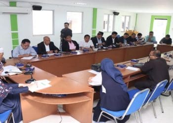 KPAI sambangi SMPN 30. Foto: Rhio/Islampos