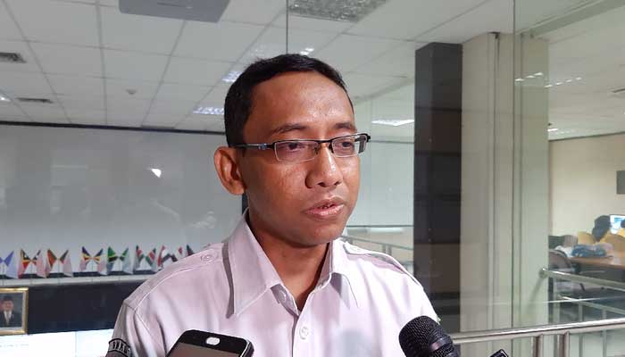 BMKG Catat 45 Gempa Susulan Terjadi Pascagempa M 7 di Ternate 1 Superviser On Duty Pusat Informasi Gempa Bumi dan Peringatan Tsunami, BMKG, Rudy Teguh Imananta. Foto: Detik