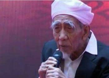 KH Maimoen  Zubair atau Mbah Moen. Foto:  Santrinow